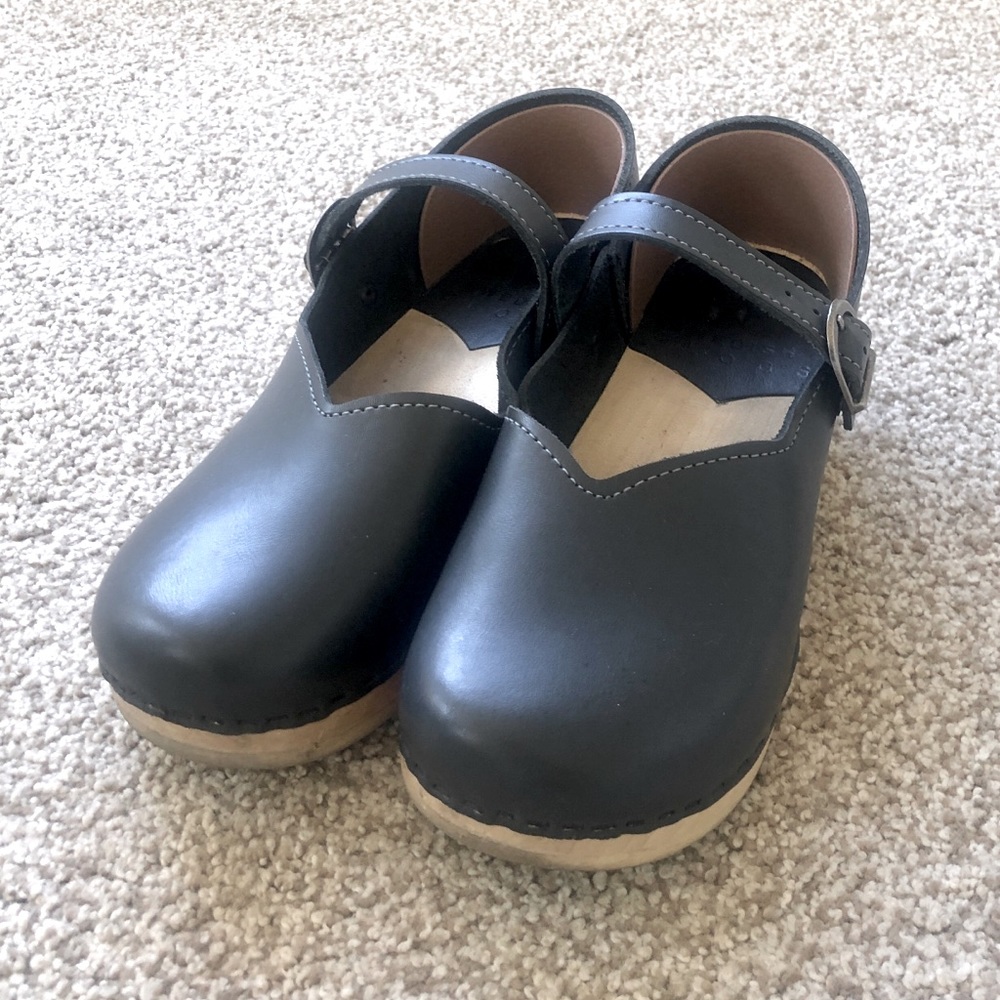 Sven Maryjane Closed Back Clogs, Pewter gray, size 37